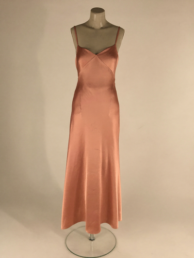 Midikleid Livia in Apricot, Satin-Optik – Apricot